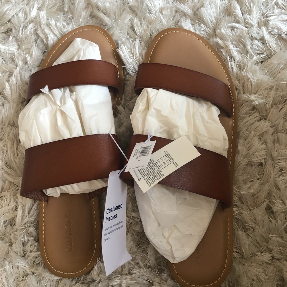 Old Navy cognac sandals SZ 10